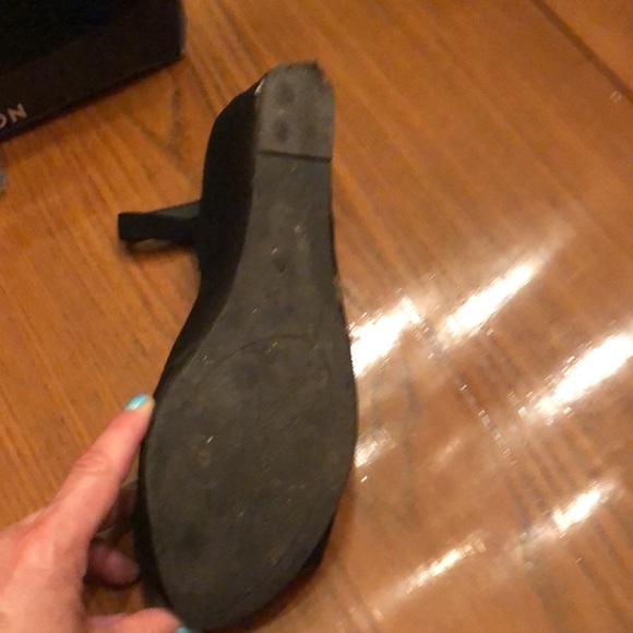 Black faux suede platforms - Picture 3 of 5